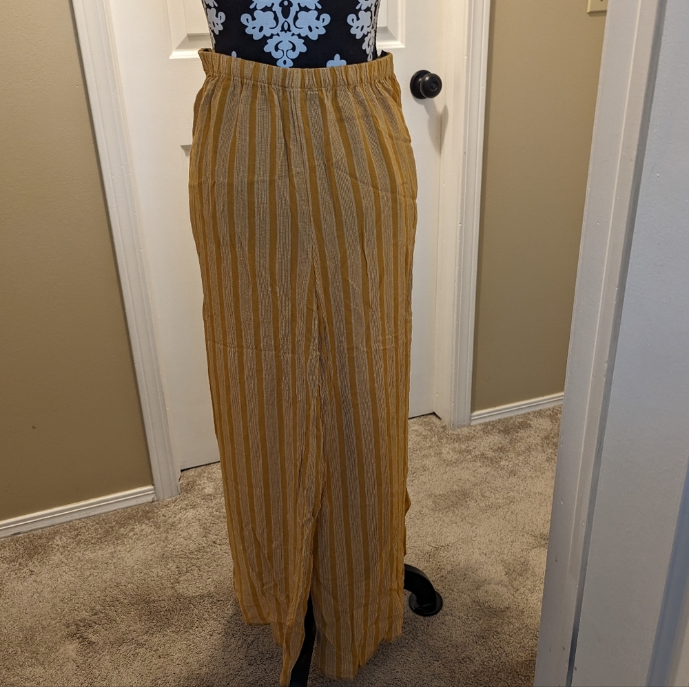 Wrap style pant Sz. Med - Picture 4 of 8